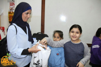   صور بألف كلمة - مشاركة أطفال مدينة يافا في يوم الاحسان والصدقات 